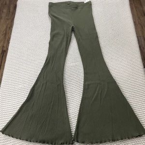 Aerie Kick-It Ribbed High Waisted Super Flare Pant